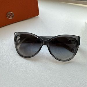 Tory Burch grey oversized sunglasses. Gentle usage, original case